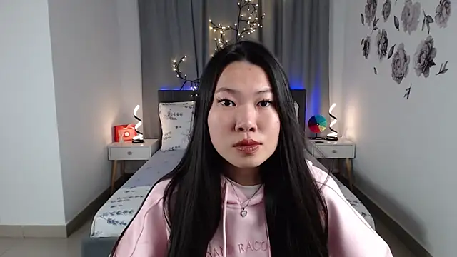 LunaPurrr online show from 11, 9, 2025