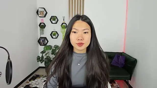 LunaPurrr online show from 19, 9, 2025