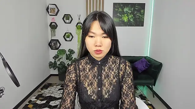 LunaPurrr online show from 7, 10, 2025