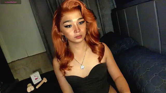 TrinityFucksYou online show from 17, 4, 2026