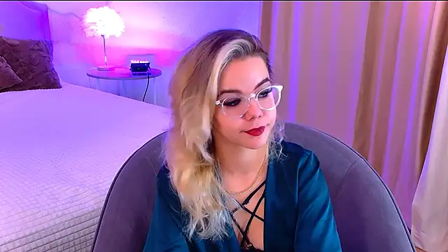 PrincessSlay online show from 19, 9, 2025