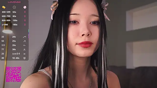 CherryGlow online show from 21, 10, 2025