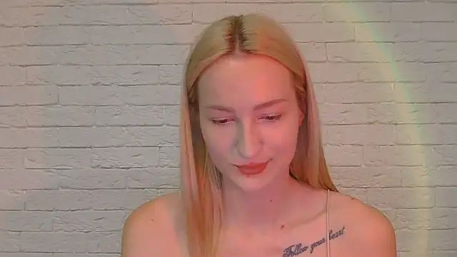 Alice Sweet 01 online show from 16, 6, 2026