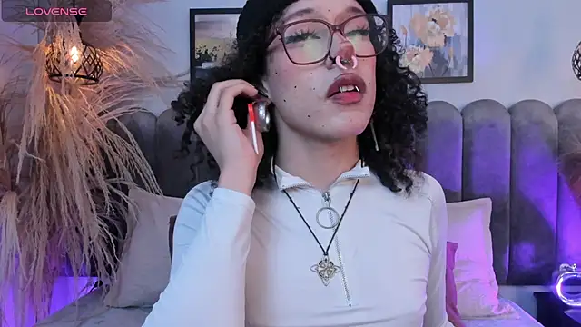 Dark nina  online show from 22, 10, 2025