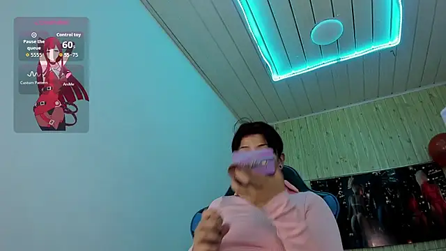 Raven Rouge  online show from 9, 11, 2025