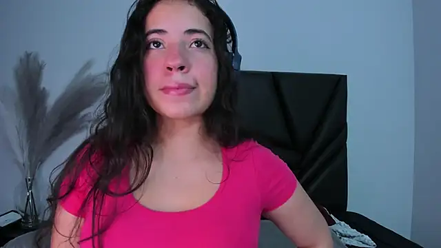 Snapshot of Nicol_Chang chatting on 22, 9, 2025 Nicol Chang online show from 22, 9, 2025