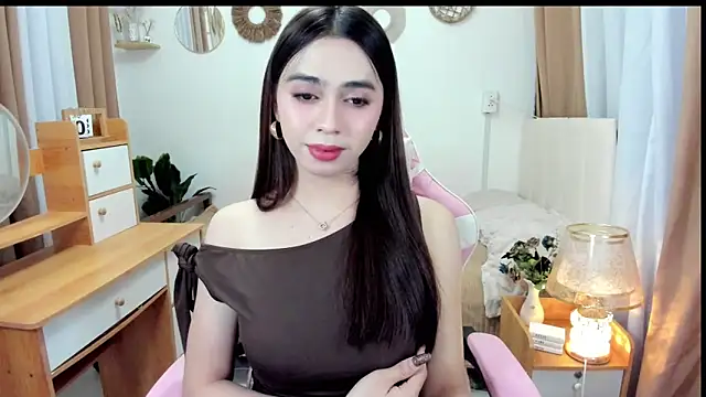 Snapshot of joyfulmartinaa chatting on 14, 10, 2025 joyfulmartinaa online show from 14, 10, 2025