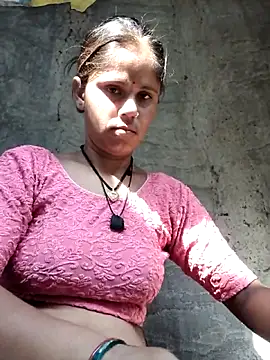 Snapshot of Hot-ilaiy chatting on 20, 10, 2025 Hot-ilaiy online show from 20, 10, 2025
