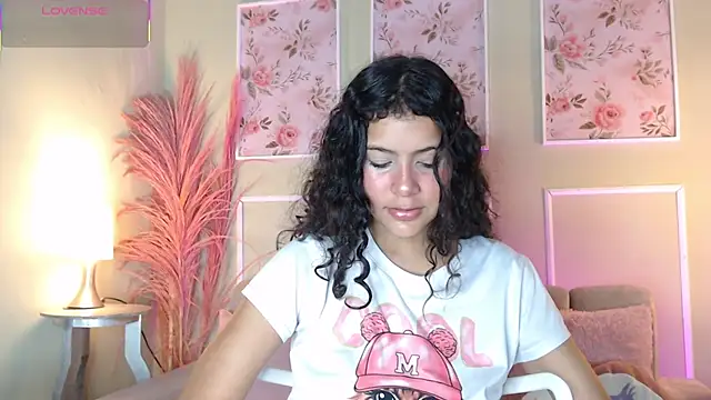 CurlyDani online show from 24, 9, 2025