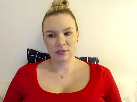 SadieBrilliance online show from 2, 10, 2025