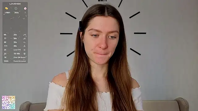 MinaMancilla online show from 28, 9, 2025