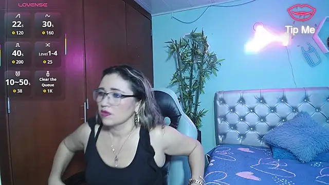 Snapshot of noelia_milf19 chatting on 11, 6, 2026 noelia milf19 online show from 11, 6, 2026
