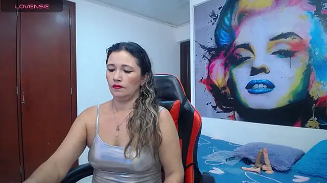 Snapshot of noelia_milf19 chatting on 8, 7, 2026 noelia milf19 online show from 8, 7, 2026