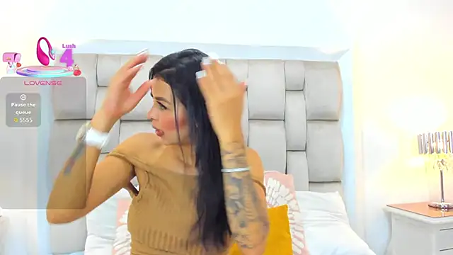 ValerieSoto online show from 25, 9, 2025