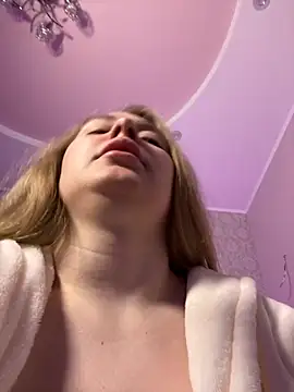 DeniMilkyyyyy online show from 26, 9, 2025