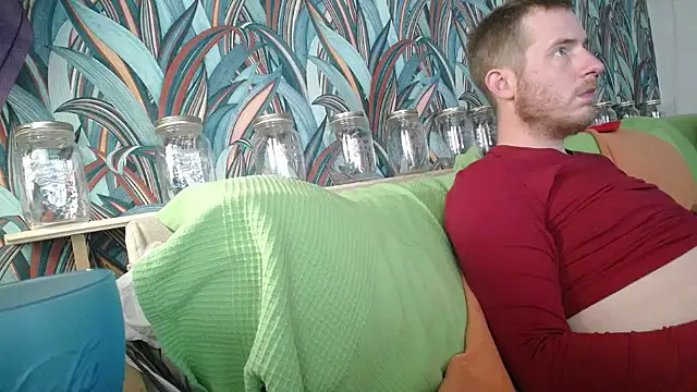 Snapshot of gaydavid chatting on 2, 10, 2025 gaydavid online show from 2, 10, 2025