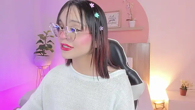 Clara Luu online show from 3, 6, 2026