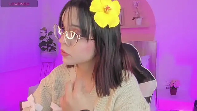 Clara Luu online show from 7, 7, 2026