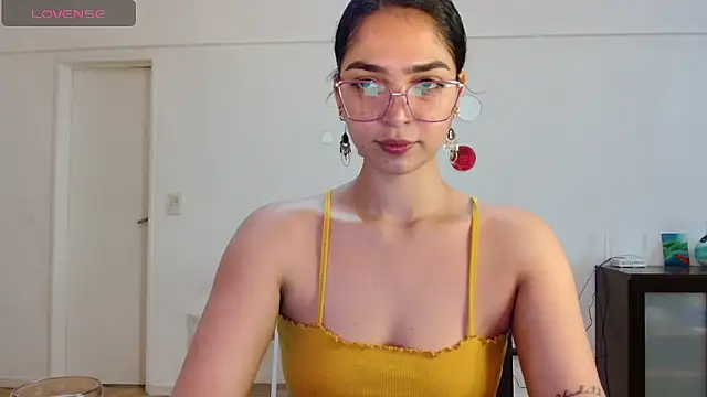 Snapshot of Ariagal chatting on 13, 1, 2026 Ariagal online show from 13, 1, 2026