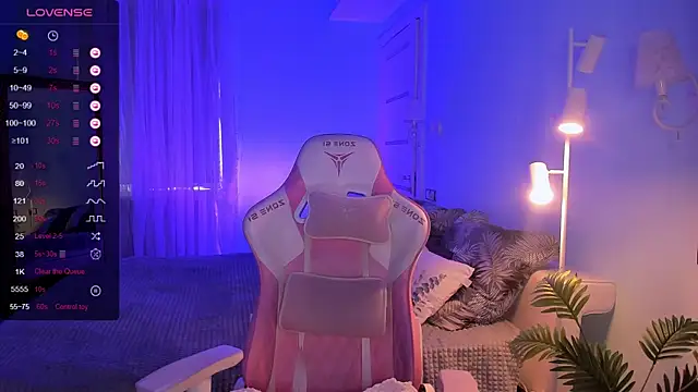 AnyaTaylor  online show from 11, 4, 2026