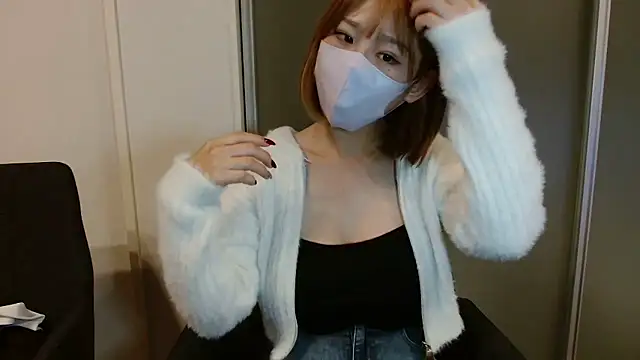 JURIO0715 online show from 27, 10, 2025