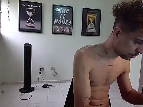 Dollarhot30 online show from 25, 2, 2026