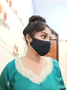 Hot-Soniya733 online show from 10, 2, 2026