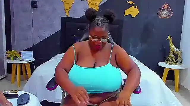 Maiam  Rossi online show from 16, 10, 2025