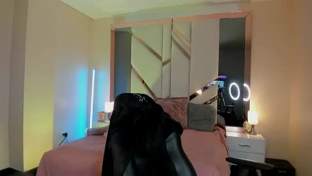 EmmaStonns online show from 12, 2, 2026