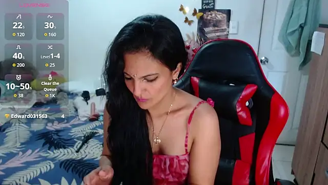 BasmaHernandez online show from 10, 3, 2026