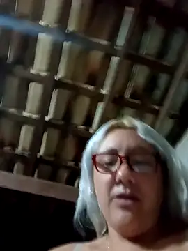 Snapshot of Samantha6767x chatting on 2, 4, 2026 Samantha6767x online show from 2, 4, 2026