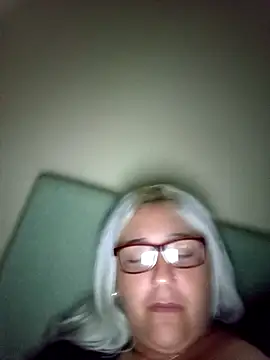 Snapshot of Samantha6767x chatting on 10, 4, 2026 Samantha6767x online show from 10, 4, 2026