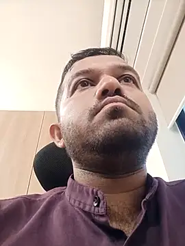 Snapshot of VJ17 chatting on 4, 5, 2026 VJ17 online show from 4, 5, 2026