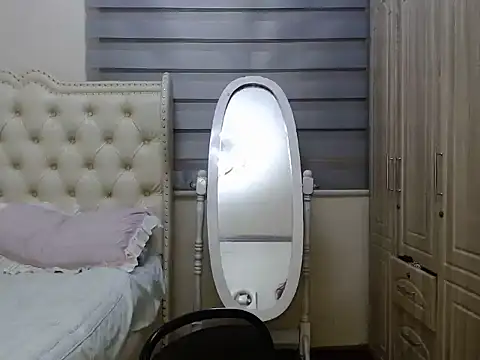 hot penelope online show from 1, 12, 2025