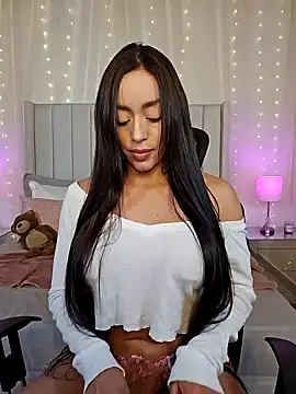 AriadnaTaylor online show from 8, 10, 2025