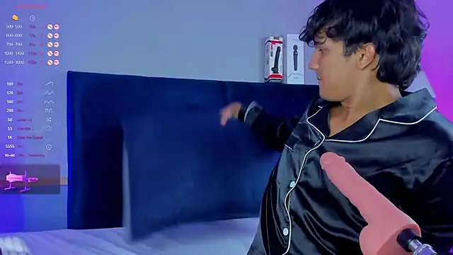 Leo Savage  online show from 15, 11, 2025