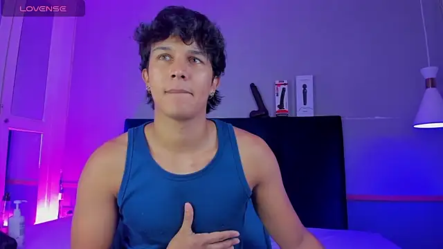 Leo Savage  online show from 17, 11, 2025