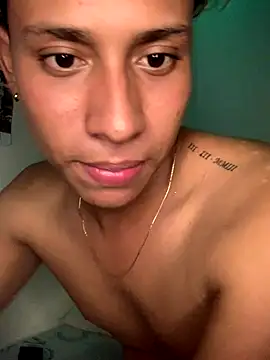 Snapshot of Patrick_Hott_ chatting on 28, 10, 2025 Patrick Hott online show from 28, 10, 2025