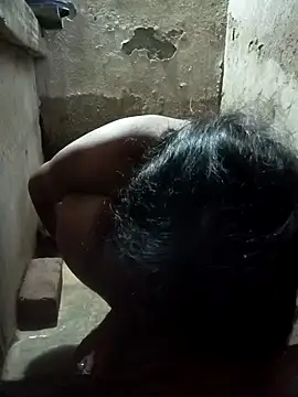 Snapshot of SEXY-MAHI4 chatting on 11, 10, 2025 SEXY-MAHI4 online show from 11, 10, 2025