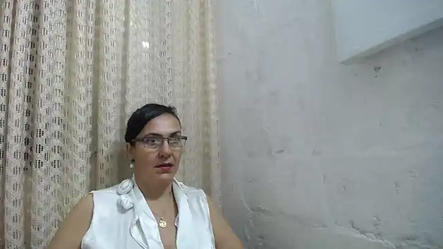 gabbyparker  online show from 15, 12, 2025