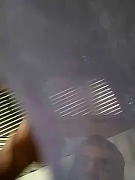 Snapshot of delesteli chatting on 9, 11, 2025 delesteli online show from 9, 11, 2025