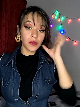 Snapshot of femdomroom chatting on 26, 11, 2025 femdomroom online show from 26, 11, 2025