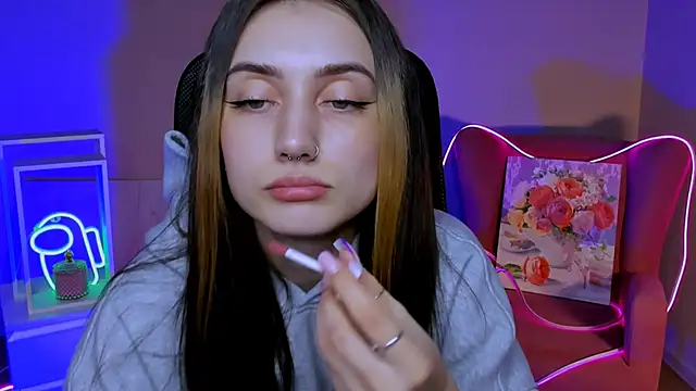 olivianorton online show from 12, 11, 2025