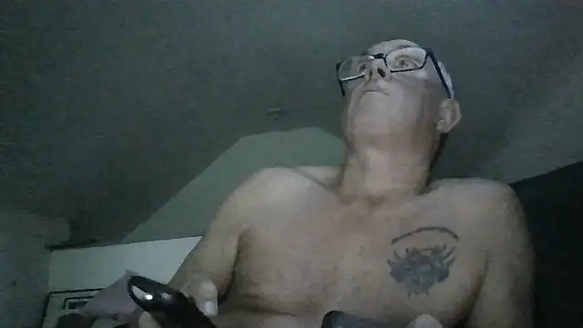 Snapshot of naughtygrandad1 chatting on 18, 7, 2026 naughtygrandad1 online show from 18, 7, 2026