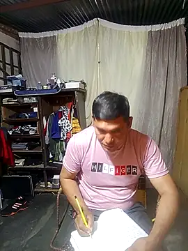 Snapshot of Franklin111230 chatting on 6, 2, 2026 Franklin111230 online show from 6, 2, 2026