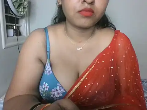 Snapshot of its_me_Rashmi chatting on 10, 10, 2025 its me Rashmi online show from 10, 10, 2025