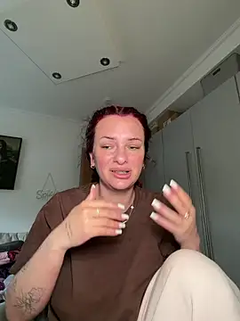 Snapshot of OliviaaFischer chatting on 5, 2, 2026 OliviaaFischer online show from 5, 2, 2026