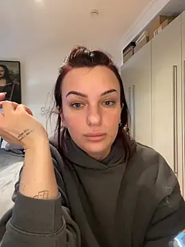 OliviaaFischer online show from 3, 3, 2026