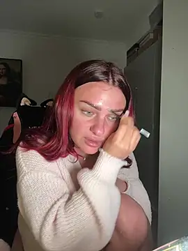 Snapshot of OliviaaFischer chatting on 1, 5, 2026 OliviaaFischer online show from 1, 5, 2026