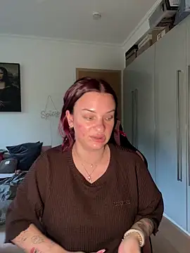 Snapshot of OliviaaFischer chatting on 18, 5, 2026 OliviaaFischer online show from 18, 5, 2026